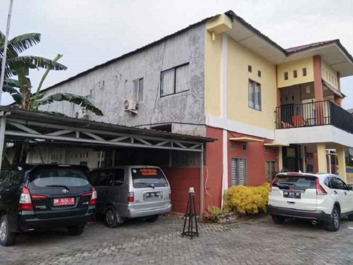 Penginapan Syariah Parit  Bagian luar foto